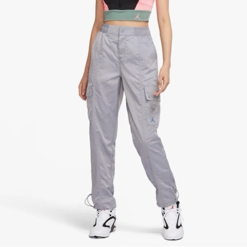 Jordan Women's Light Gray Cargo Joggers